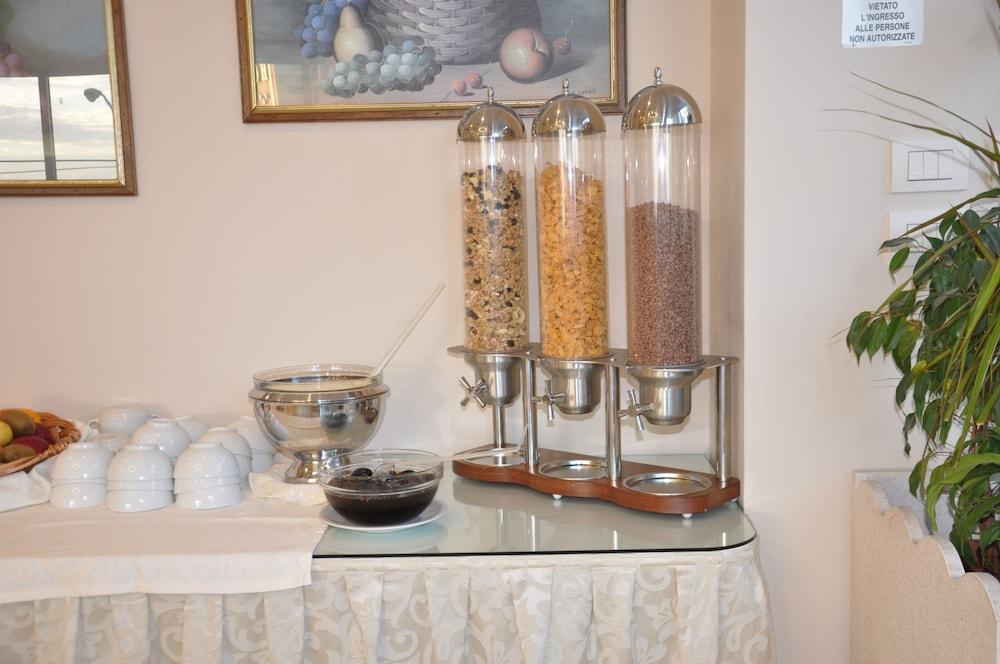 Hotel Sole Mio Rimini Zewnętrze zdjęcie