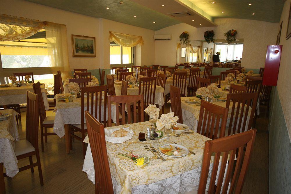 Hotel Sole Mio Rimini Zewnętrze zdjęcie