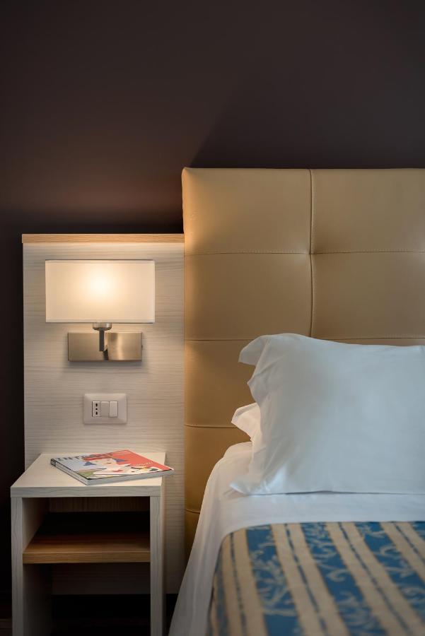 Hotel Sole Mio Rimini Zewnętrze zdjęcie
