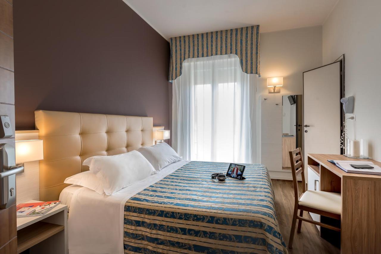 Hotel Sole Mio Rimini Zewnętrze zdjęcie